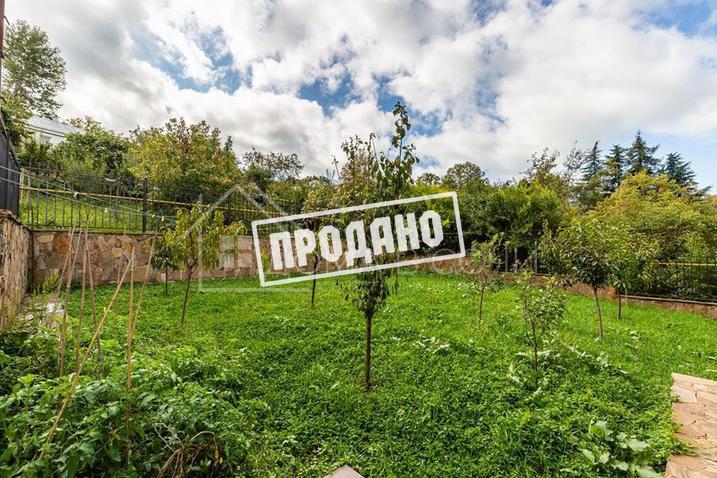 Новый коттедж с отделкой из молодого мрамора №9