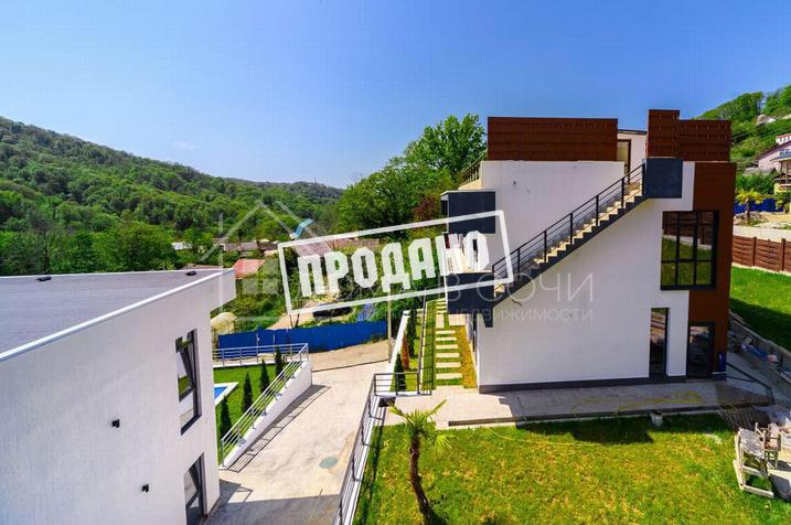 Коттедж с панорамным остеклением в живописном уголке Сочи №7