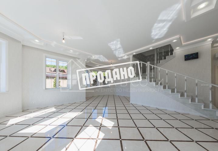 Домовладение в коттеджном городке, с ремонтом №10