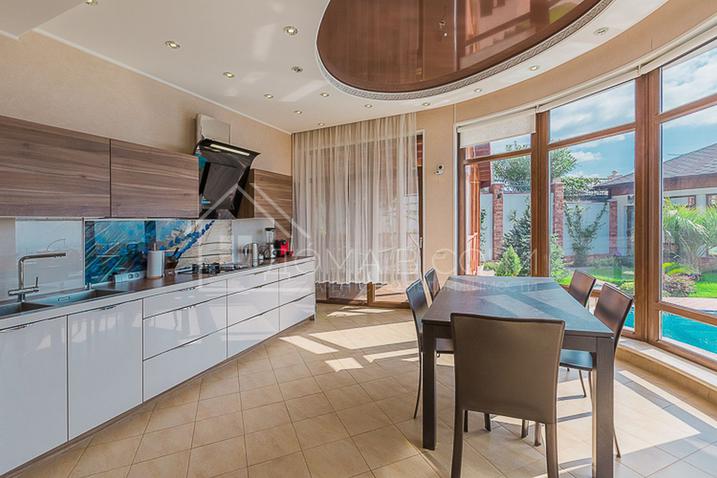 Южный дом на ул. Благодарной №39