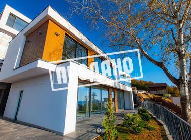 Современный дом с бассейном №1