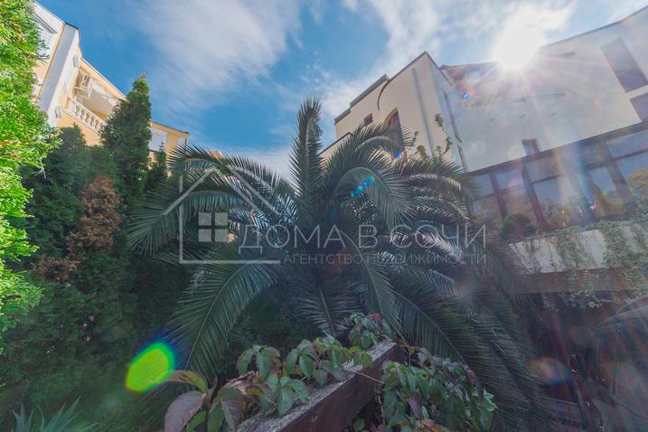 Вилла у моря напротив Парусного центра №7