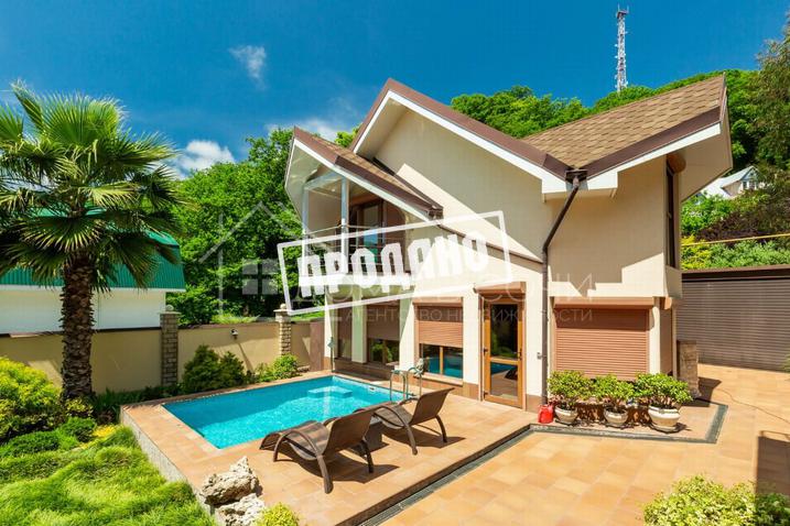 Коттедж с бассейном на Благодати №9