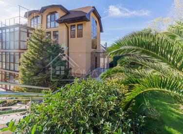 Резиденция у подножия г. Ахун в шаговой доступности море №1