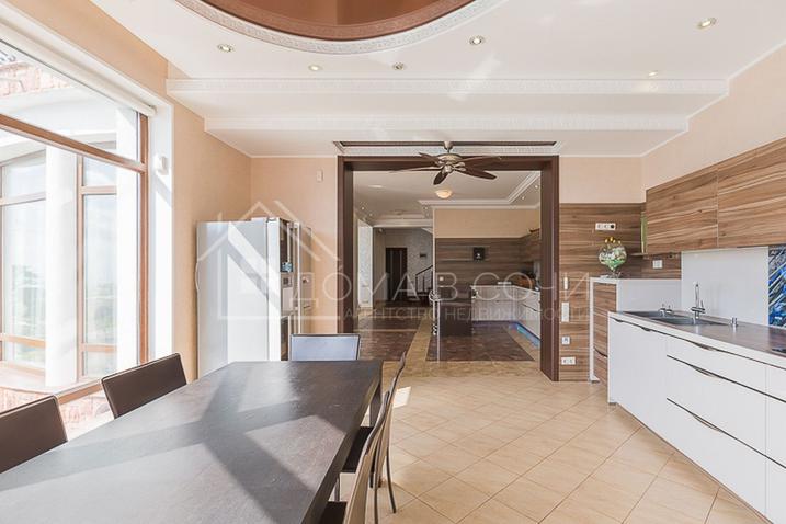 Южный дом на ул. Благодарной №40