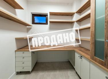 Современный дом с бассейном №4