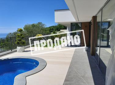 Коттедж с новым дизайнерским ремонтом под ключ №3