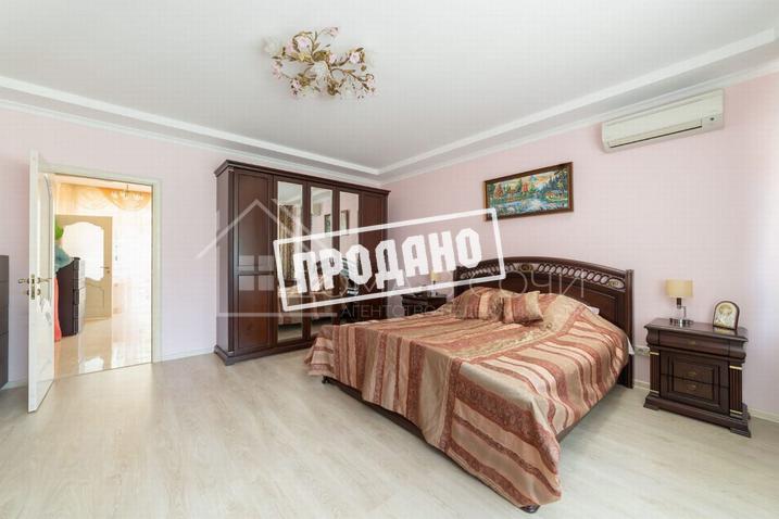 Коттедж с бассейном на Благодати №3