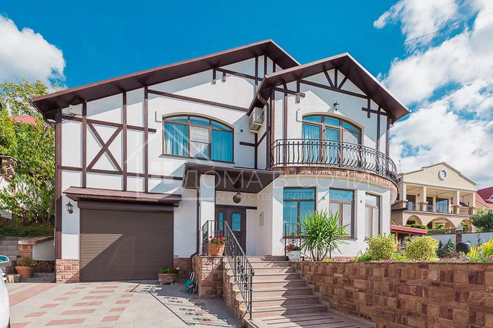 Южный дом на ул. Благодарной №7