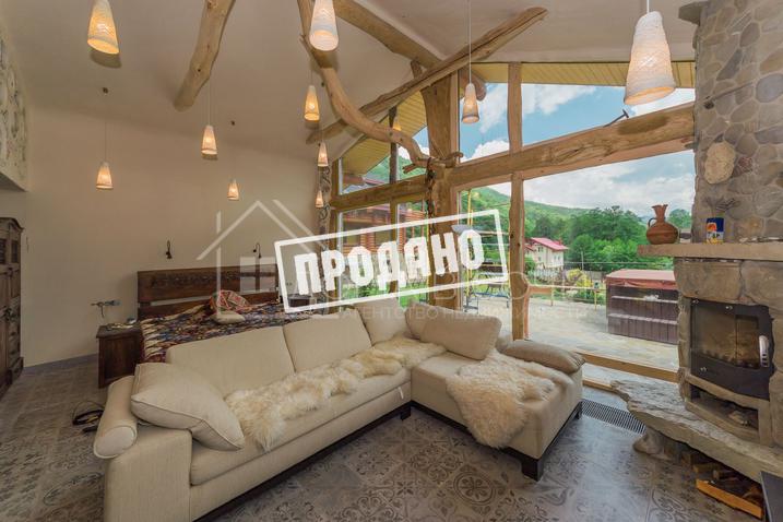 Эксклюзивный деревянный дом ручной рубки на Красной Поляне №10