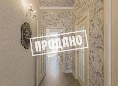 Красивый дом напротив парусного центра №5