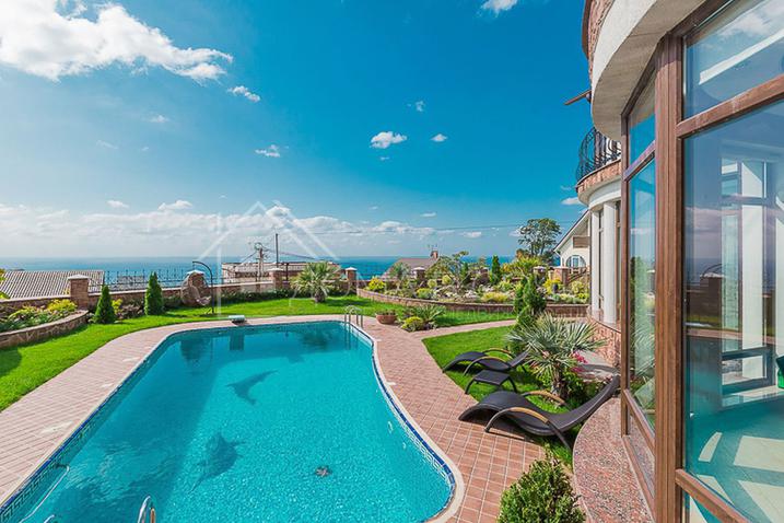 Южный дом на ул. Благодарной №15