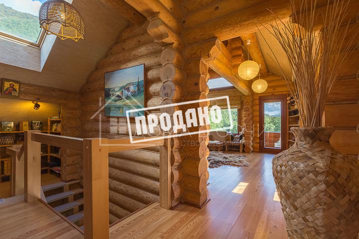 Эксклюзивный деревянный дом ручной рубки на Красной Поляне №33