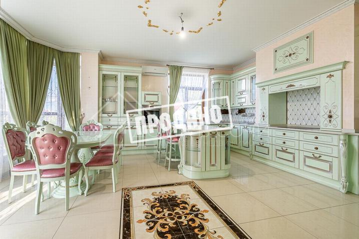 Особняк в непосредственной близости олимпийского парка №14