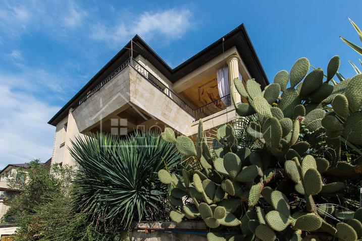 Дом в средиземноморском стиле №4