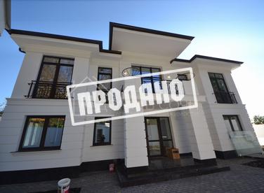 Белоснежный особняк у моря №1