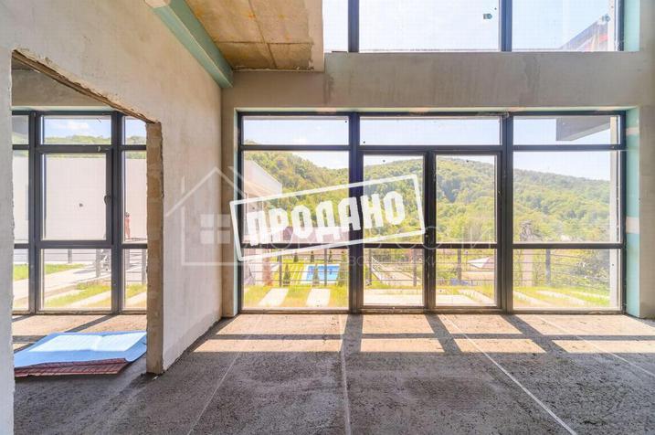 Коттедж с панорамным остеклением в живописном уголке Сочи №8