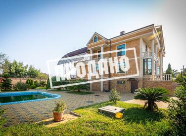 Особняк в непосредственной близости олимпийского парка №1