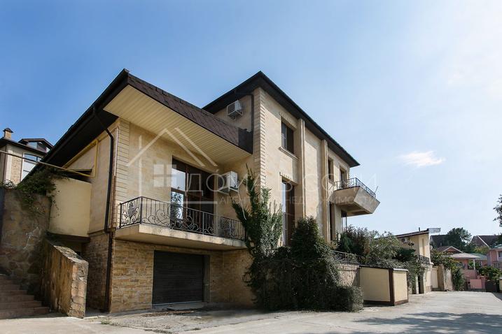 Дом в средиземноморском стиле №3