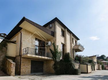 Дом в средиземноморском стиле №3