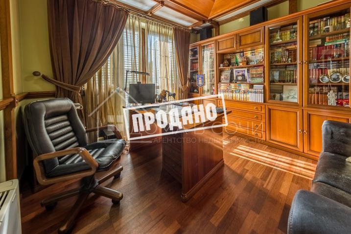 Европейский коттедж у моря №30