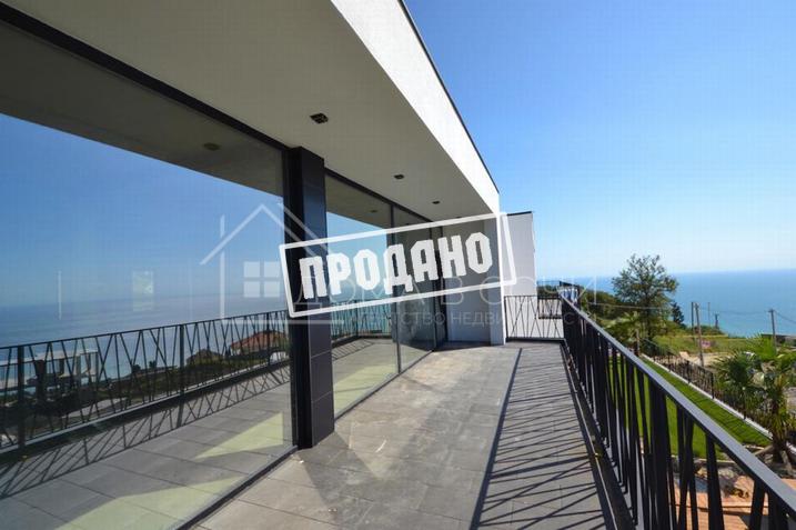 Коттедж с видом на море №2