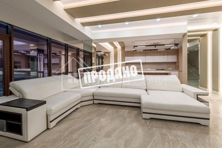 Современный дом с бассейном №9