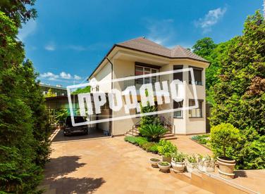 Коттедж с бассейном на Благодати №2