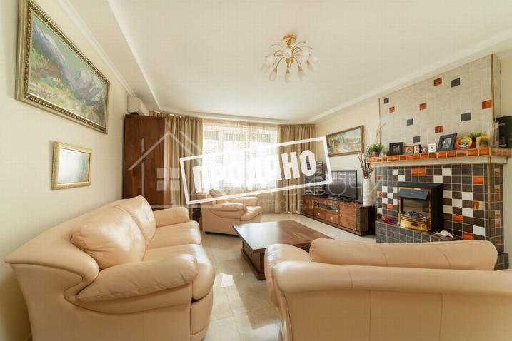 Коттедж с бассейном на Благодати №8