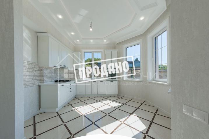 Домовладение в коттеджном городке, с ремонтом №9