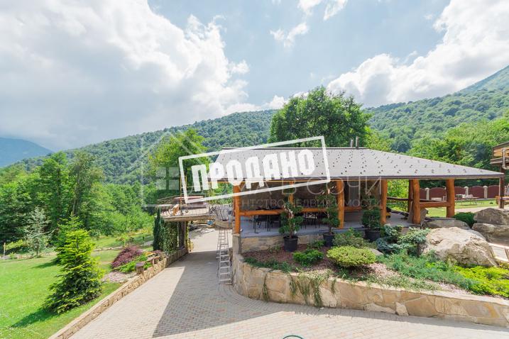 Эксклюзивный деревянный дом ручной рубки на Красной Поляне №20