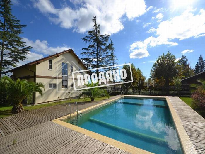 Усадьба на 20 сотках с бассейном №1