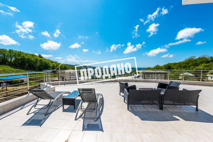 Коттедж с панорамными окнами №8