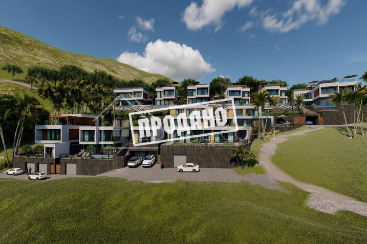 Современный дом с видом на море №10