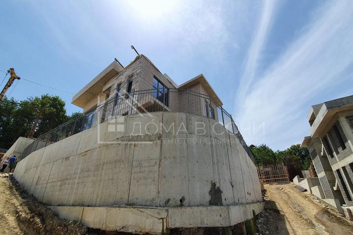 Коттедж в КП Голден Хиллс №53