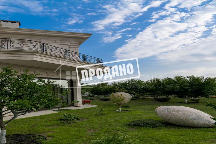 Резиденция в поселке премиум класса №64