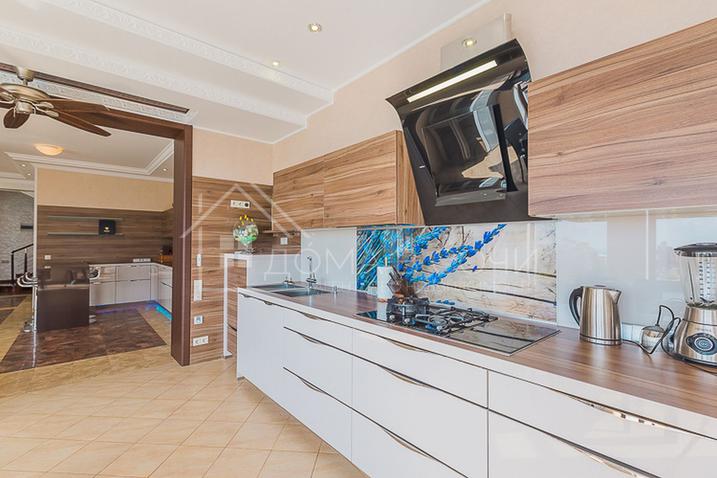 Южный дом на ул. Благодарной №43