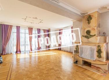 Особняк в непосредственной близости олимпийского парка №2