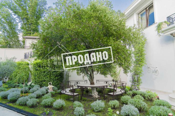 Резиденция в поселке премиум класса №37