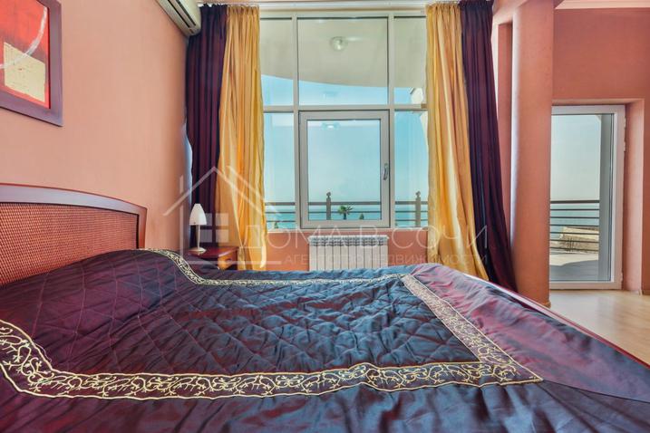 Современная европейская вилла у моря №12