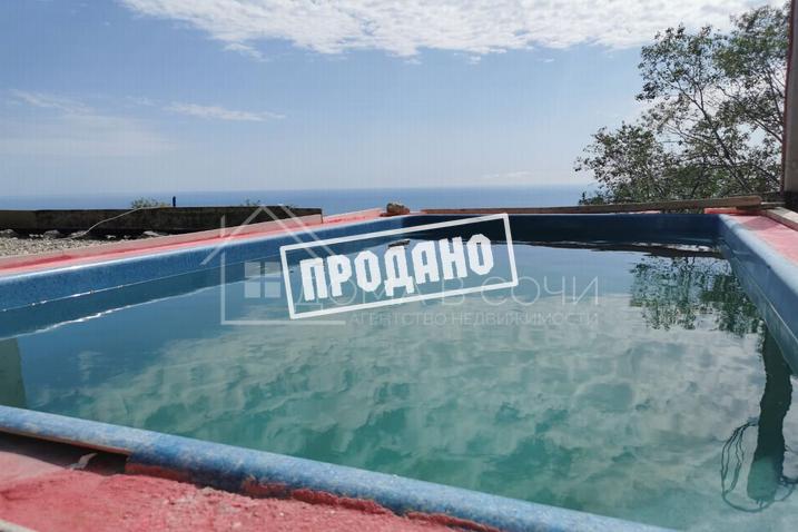 Современный дом с видом на море №13