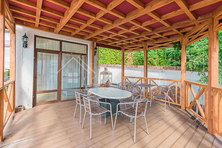 Южный дом на ул. Благодарной №13