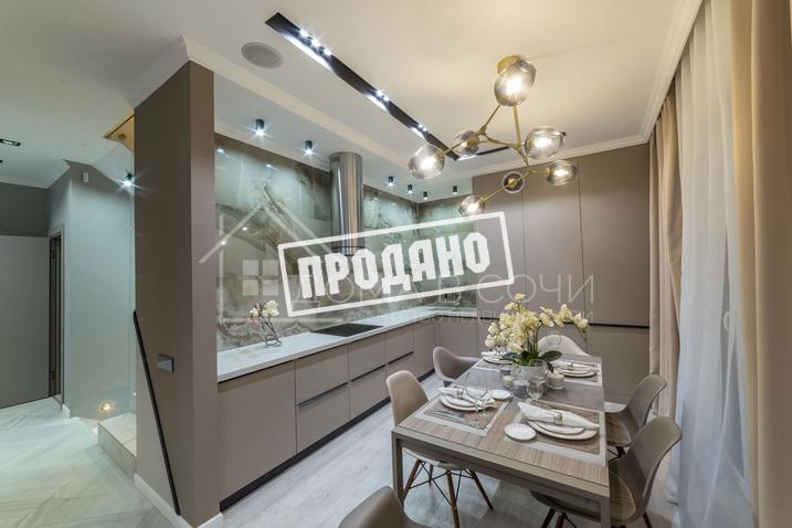 Дизайнерский коттедж в спальном микрорайоне №15