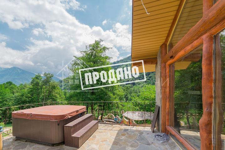 Эксклюзивный деревянный дом ручной рубки на Красной Поляне №15