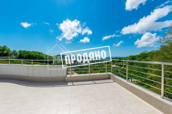 Новый коттедж в современном стиле и видом на море №9