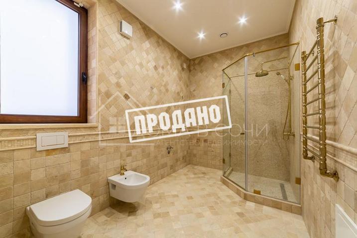 Новый коттедж с отделкой из молодого мрамора №11