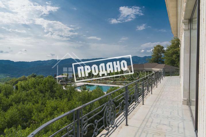 Резиденция в поселке премиум класса №12