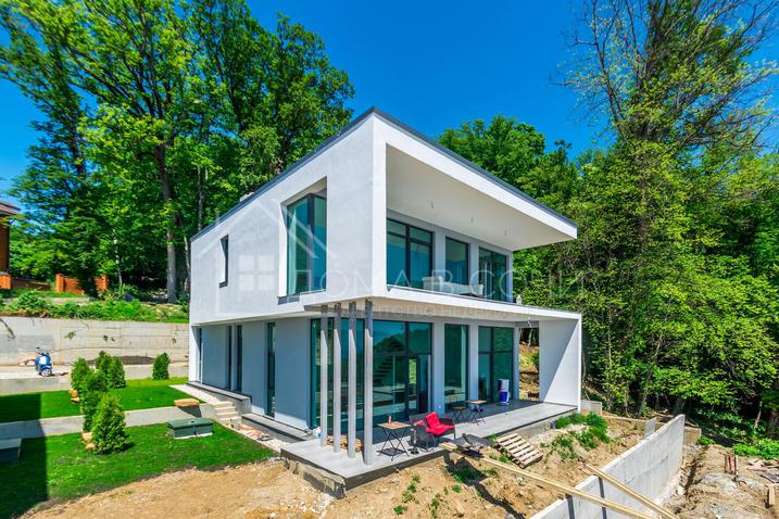 Коттедж в КП Новый Ахун №38