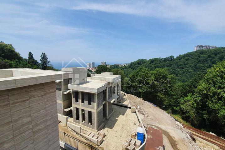 Коттедж в КП Голден Хиллс №19