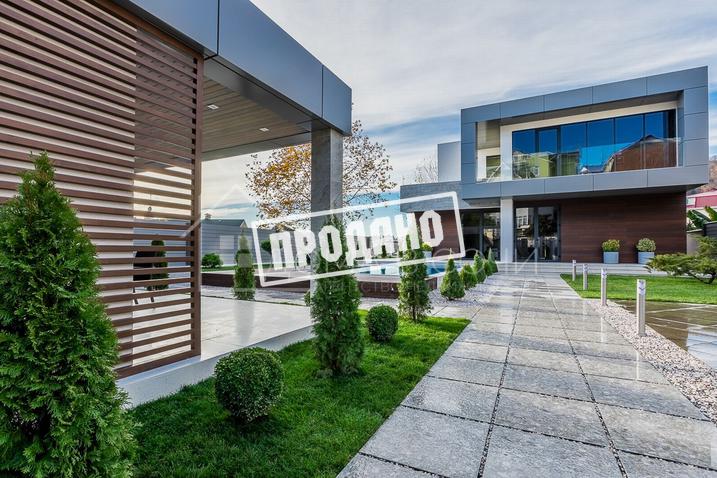 Новый коттедж на ул. Анапской №5